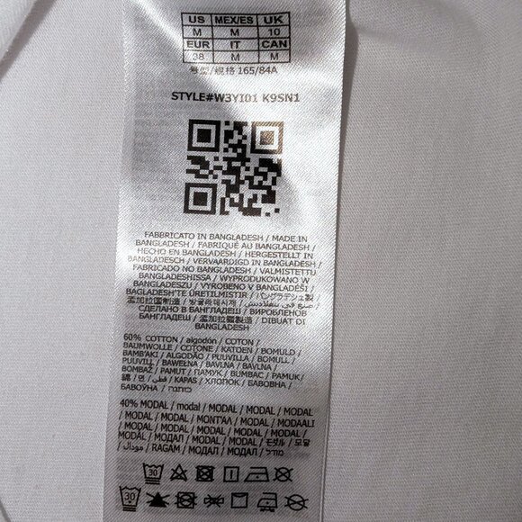 Guess | Eco Organic Cotton Blend White Fruit Graphic Print Easy Tee | Medium - Picture 8 of 12